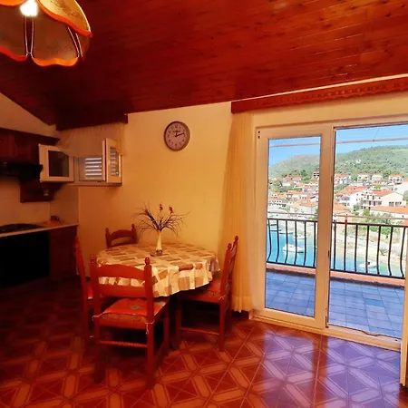 Apartamento Peselj-one Bedroom With Balcony And Sea View 2 *