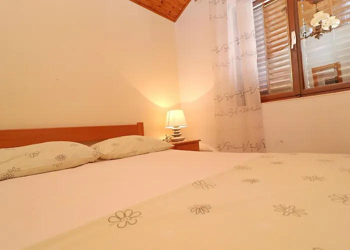 Apartamento Peselj-one Bedroom With Balcony And Sea View 2 *